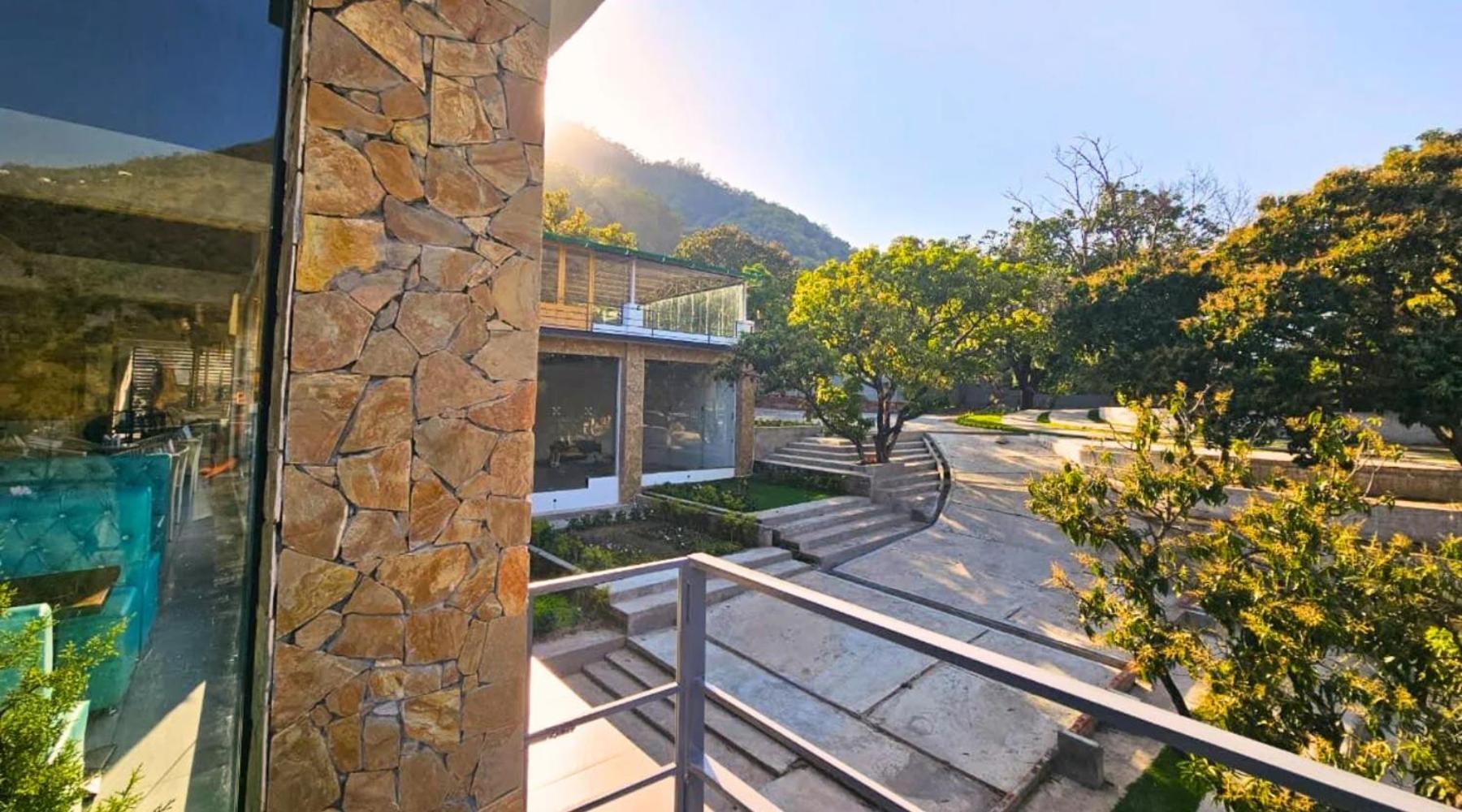 Hotel North Woods - Best Boutique Hotel In Haldwani ไนนิตาล ภายนอก รูปภาพ